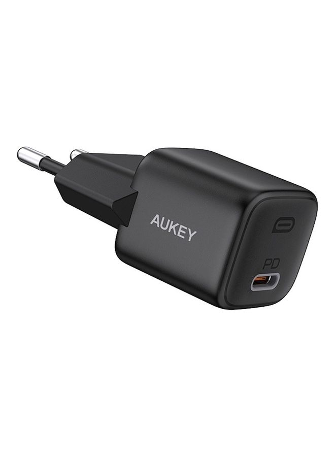Aukey PA-B1 Omnia Mini 20W USB C PD Charger - Ultra-Portable: Extremely compact & travel-friendly design - Safe & Reliable built-in safeguards protect - Fast charging PD and Quick Charge Black
