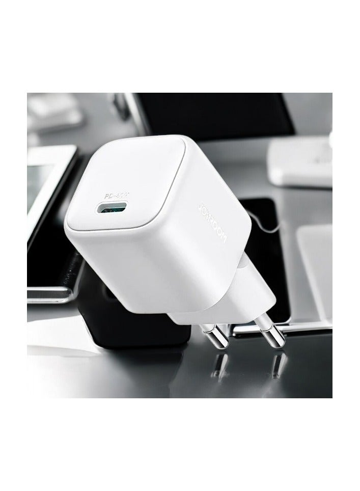 JR-TCG15 30W PD mini GaN Charger white White
