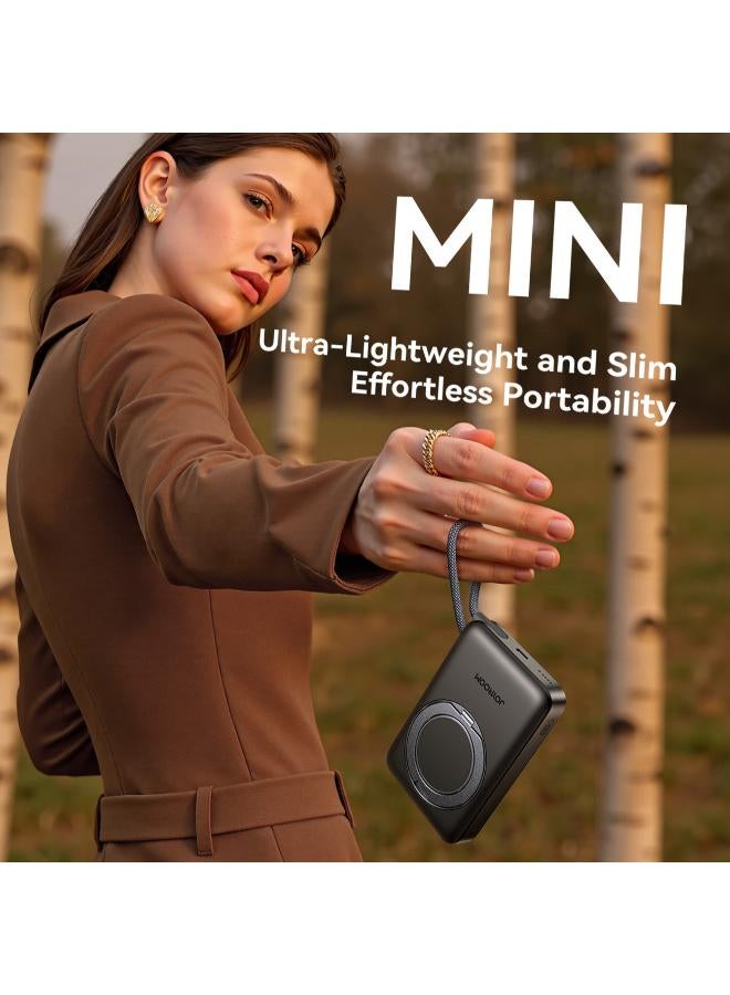 10000 mAh 10,000 mAh 38.5 W (22.5 W Fast Wired Charging, Up to 15 W Wireless MagSafe Charging, and a 5 W Watch-Power Mode) 3‑in‑1 Magnetic Power Bank - Black